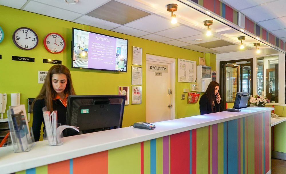 Отель Ibis Styles London Walthamstow Экстерьер фото