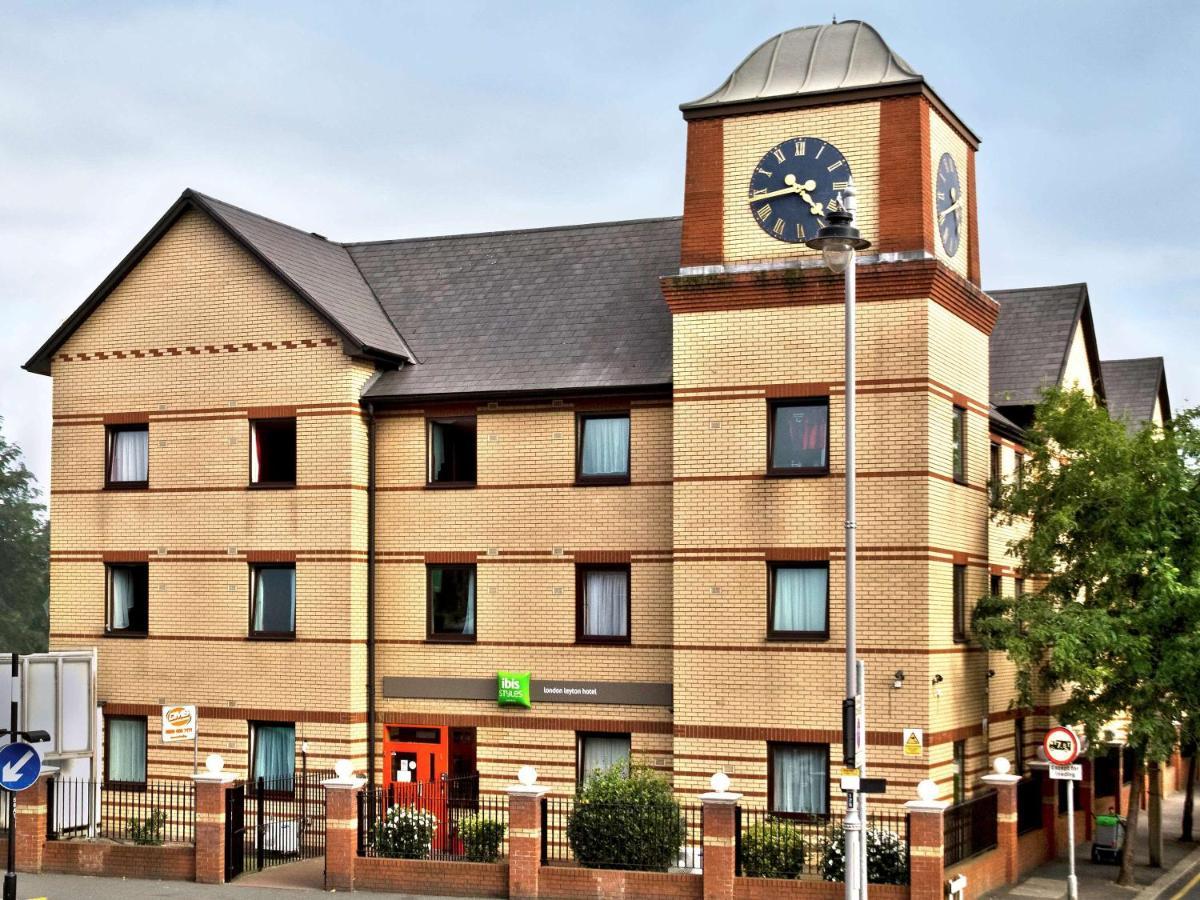 Отель Ibis Styles London Walthamstow Экстерьер фото