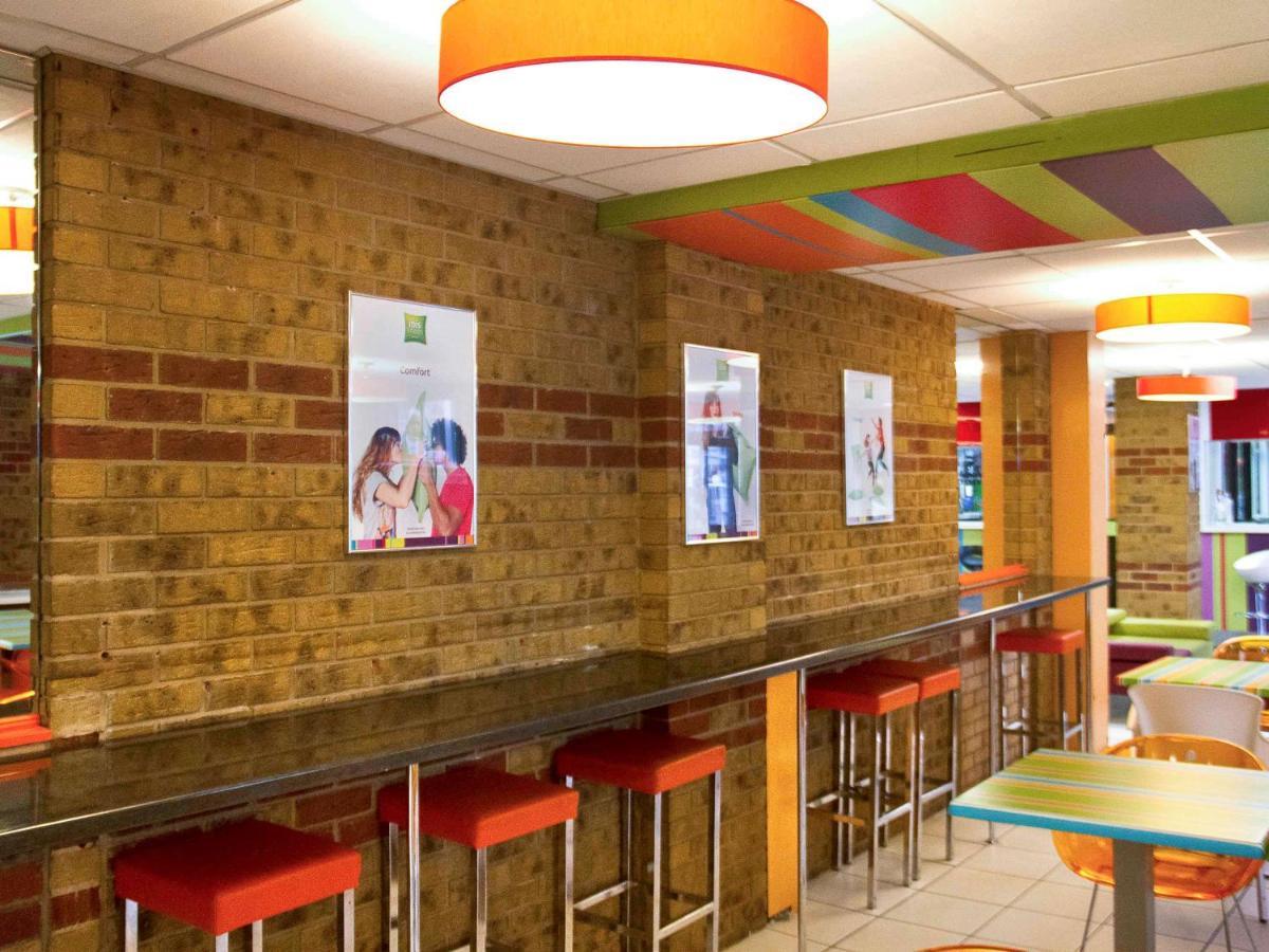Отель Ibis Styles London Walthamstow Экстерьер фото