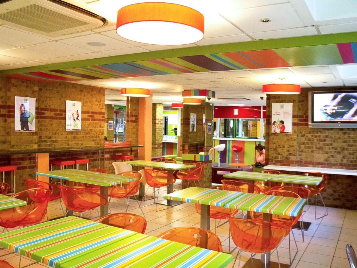 Отель Ibis Styles London Walthamstow Экстерьер фото